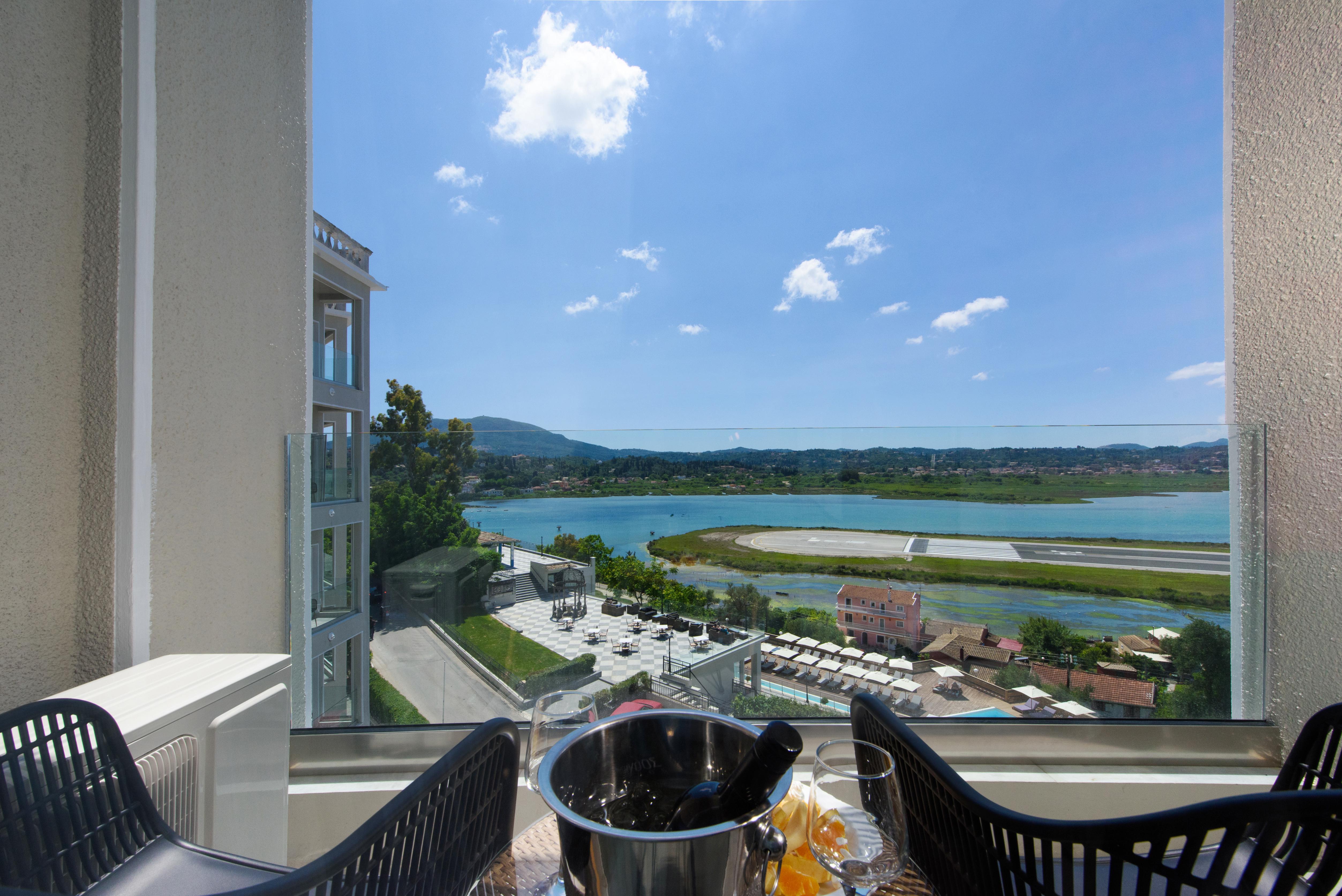 The Royal Grand Hotel Kanoni  Luaran gambar
