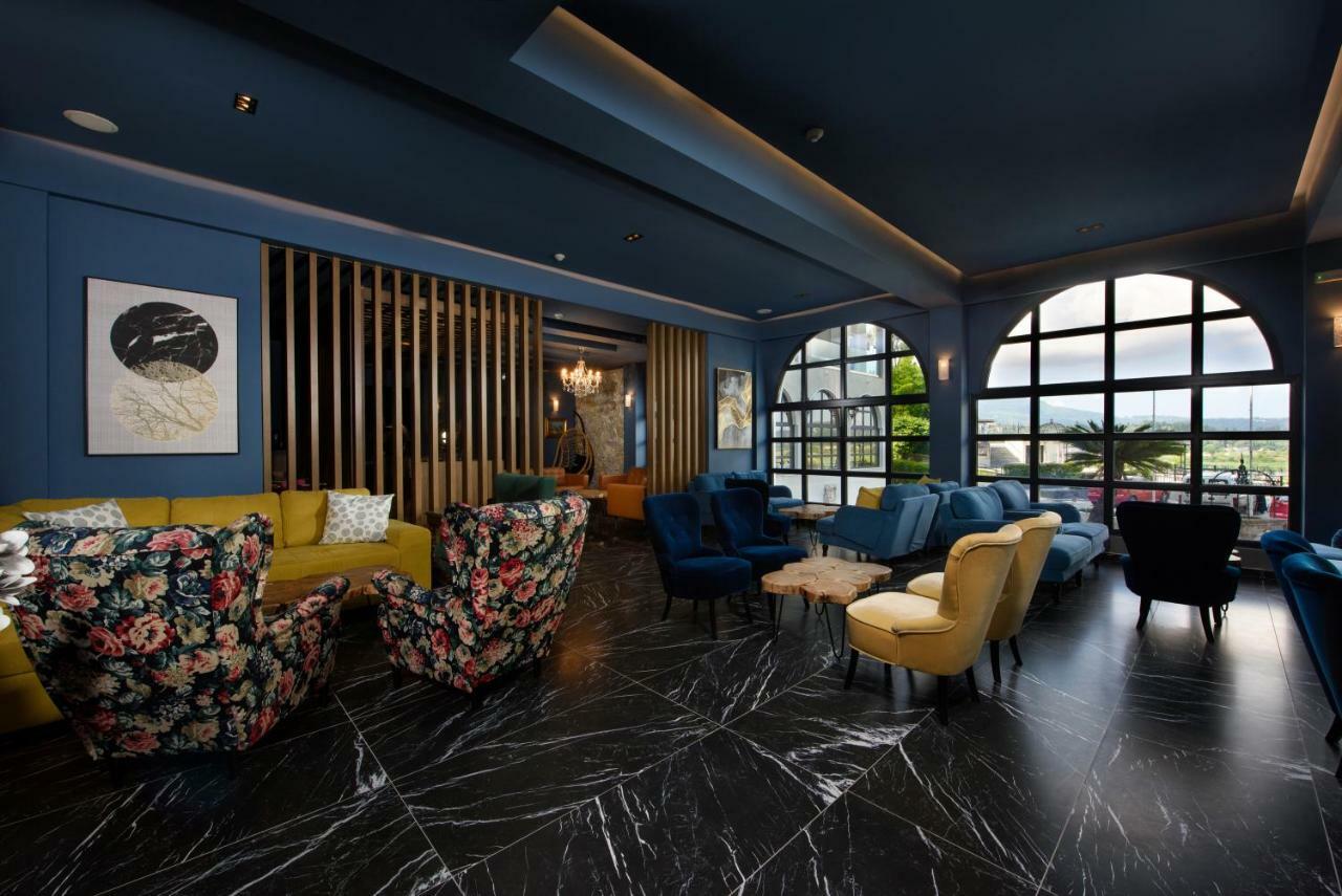 The Royal Grand Hotel Kanoni  Luaran gambar